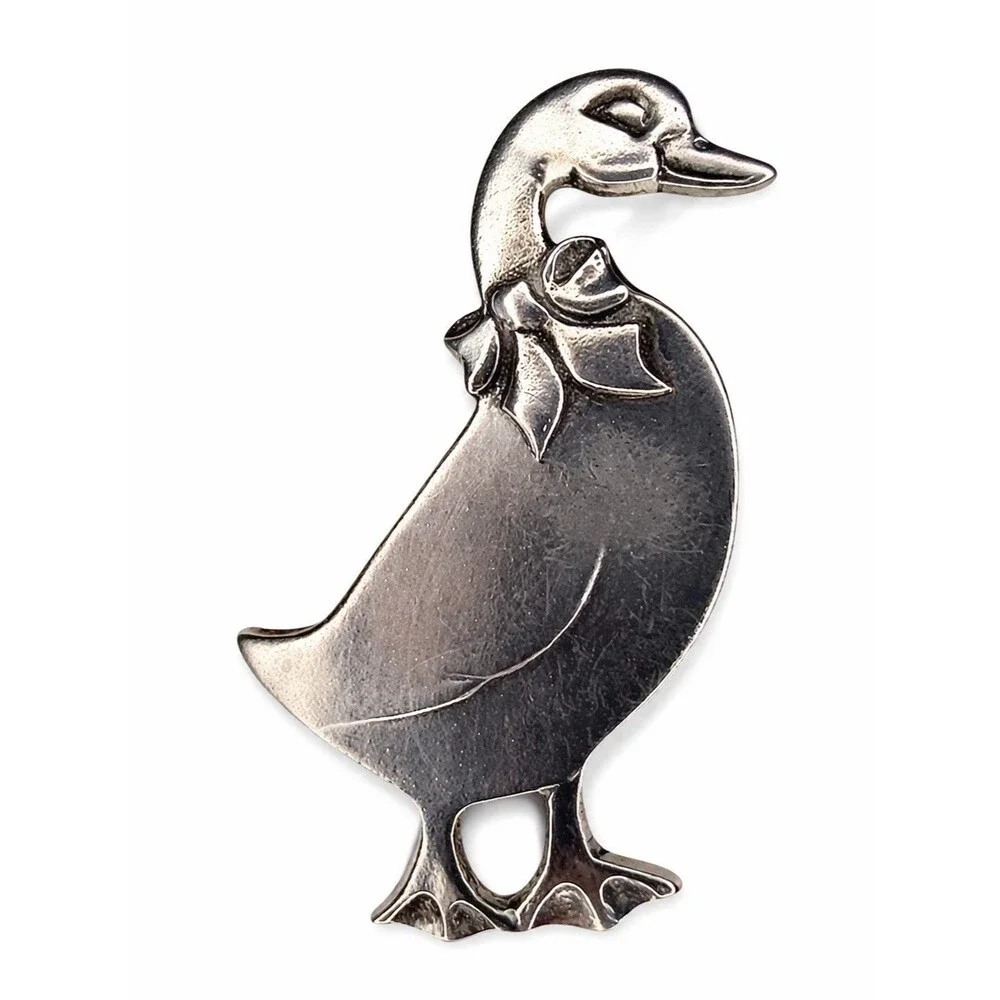 Vintage Pewter Goose Duck Brooch Pin Silver Tone Figural Bird Cottagecore 2.5”